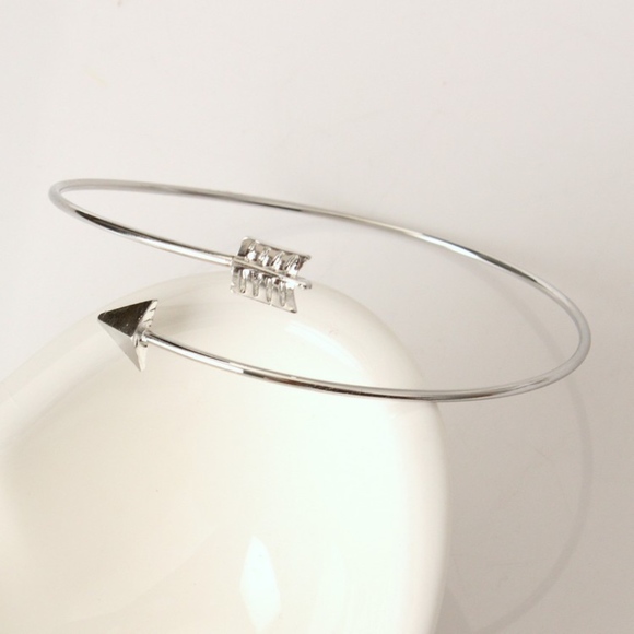 Golden Threads Jewelry - Arrow Bangle Bracelet Silver